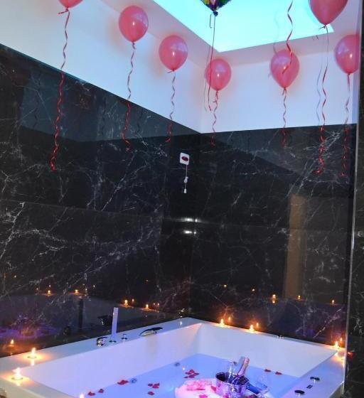 پانسیون Mecla Suites