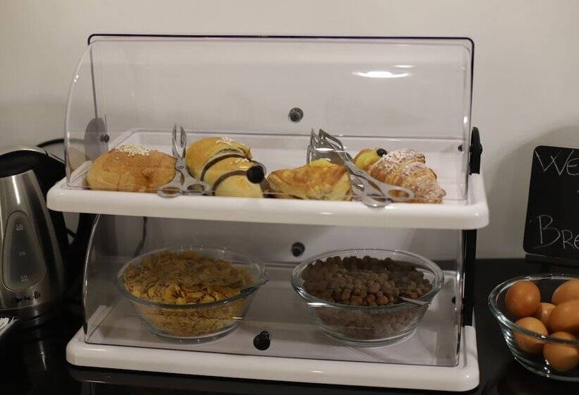 پانسیون Mecla Suites