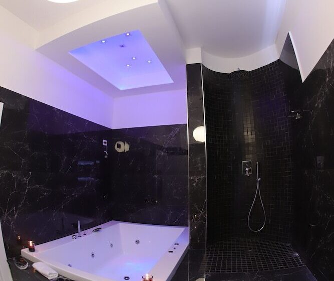 پانسیون Mecla Suites