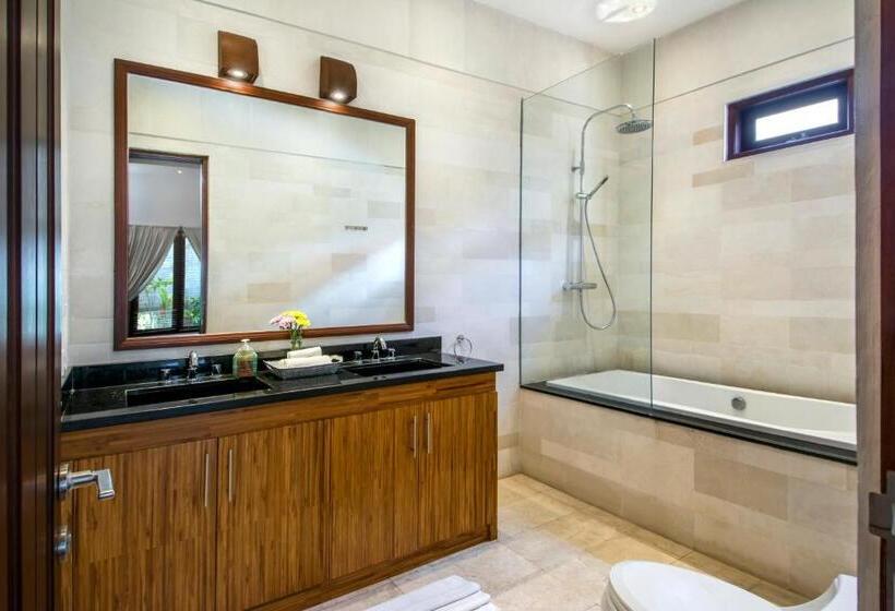 Villa Amanie   Private Villa With Infinity Pool, Stunning Views And Cook