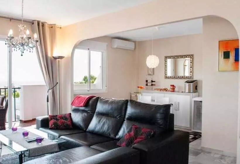 107262   Apartment In Mijas