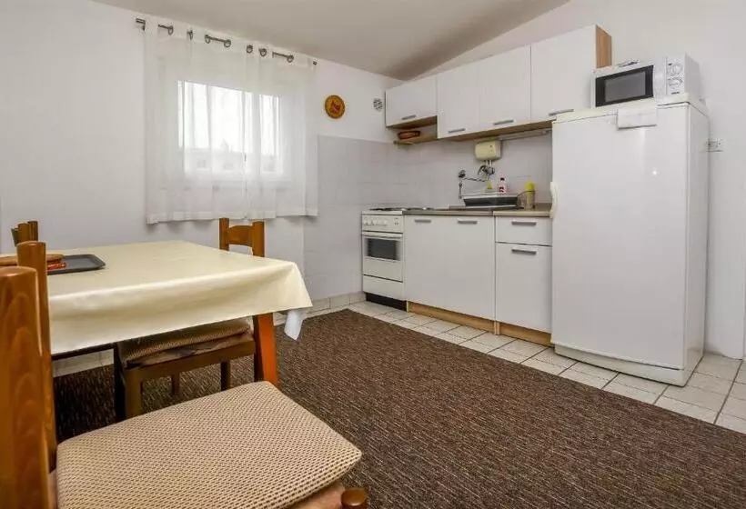 Apartment Kucinic