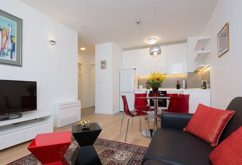 Apartment Vjera   Garage And Elevator