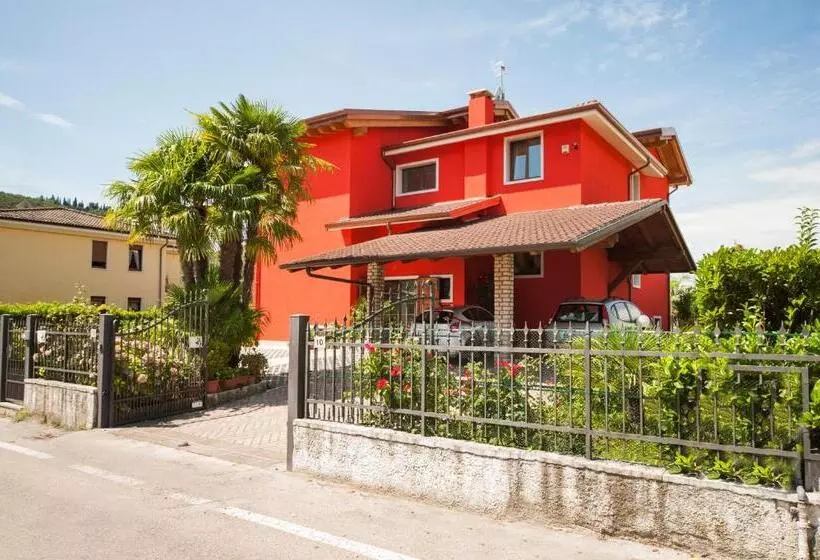 Aamiaismajoitus (B&B) G&g Bed&breakfast And Apartments
