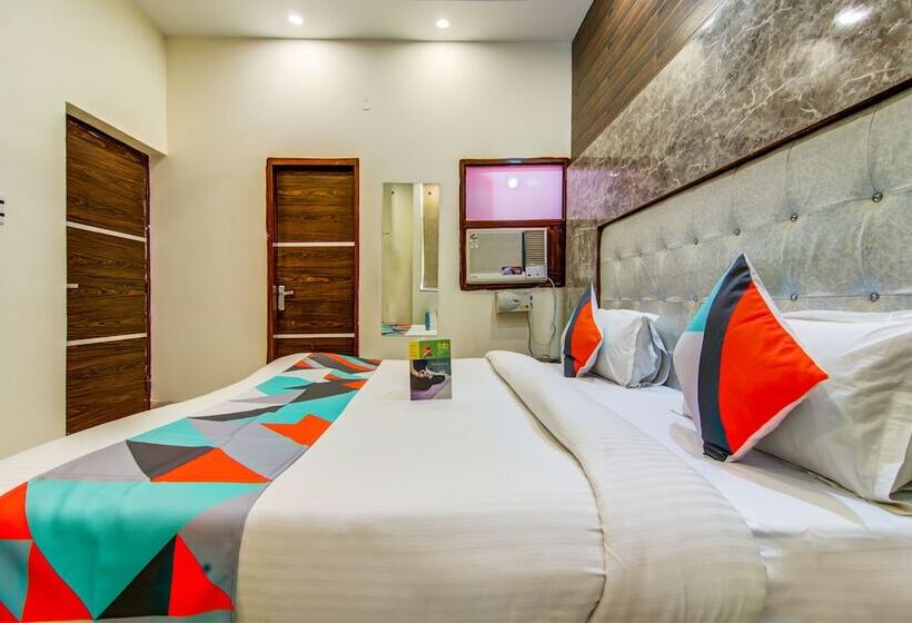 호텔 Fabexpress Prabhat