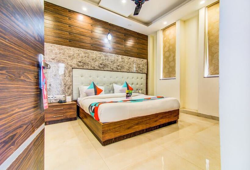 호텔 Fabexpress Prabhat