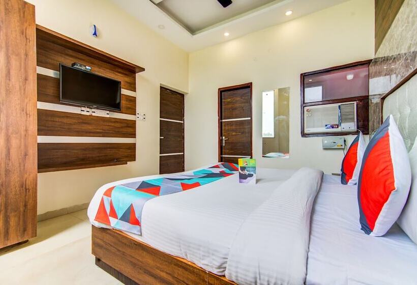 호텔 Fabexpress Prabhat