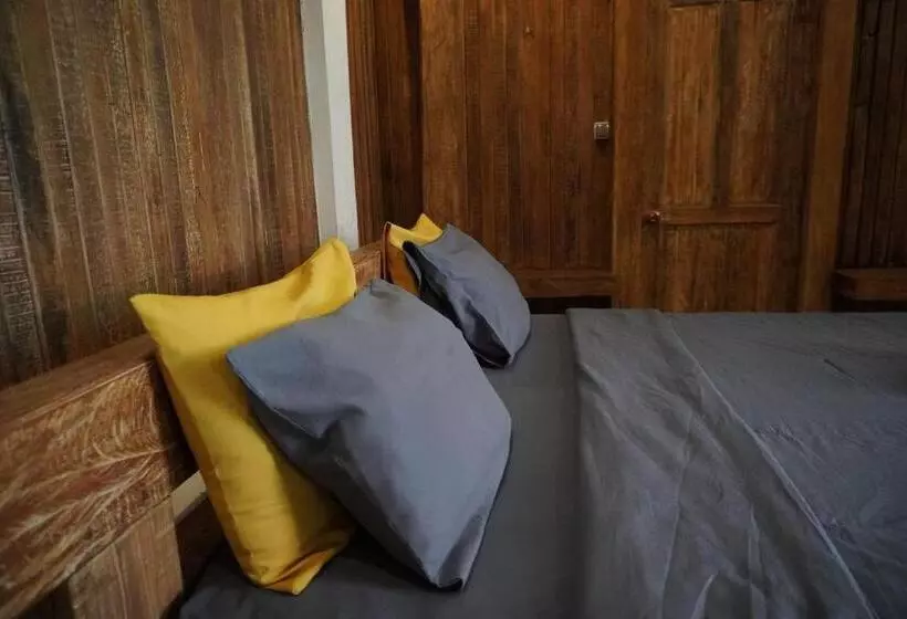 هتل Kushak Bungalow Gili Trawangan