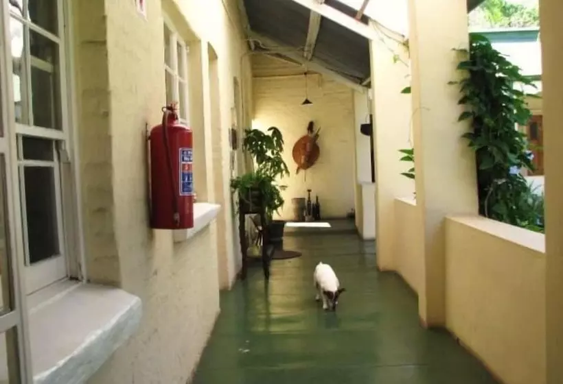 Majatalo Fountain Baths Guest Cottages