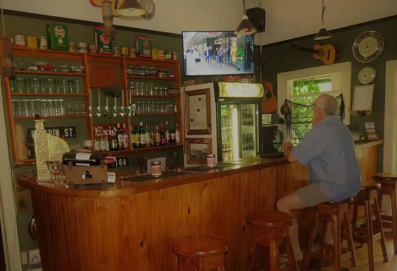 Majatalo Fountain Baths Guest Cottages