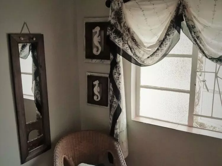 Majatalo Fountain Baths Guest Cottages