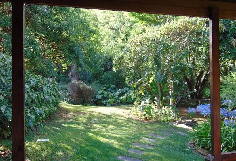 Majatalo Fountain Baths Guest Cottages