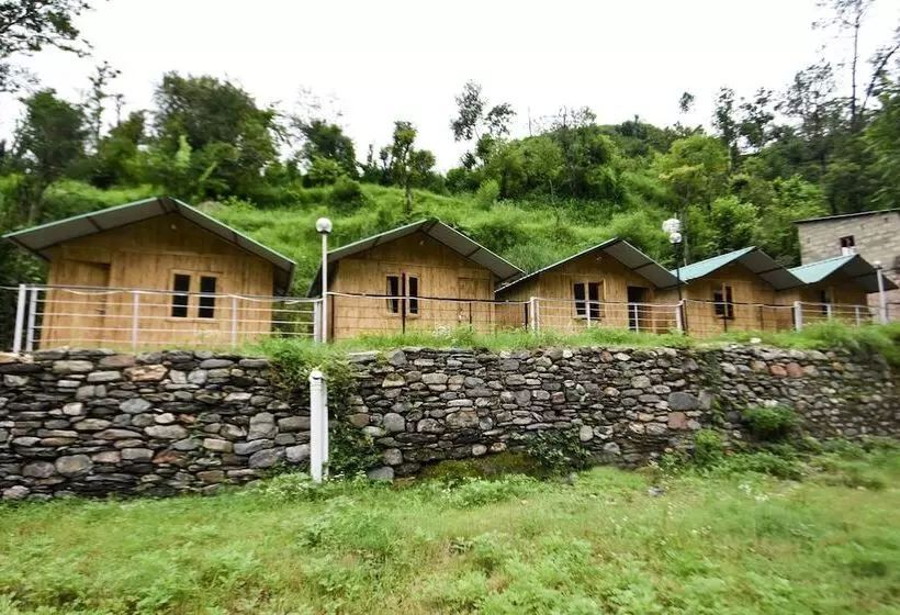 پانسیون Reva Camps By Oyo Rooms