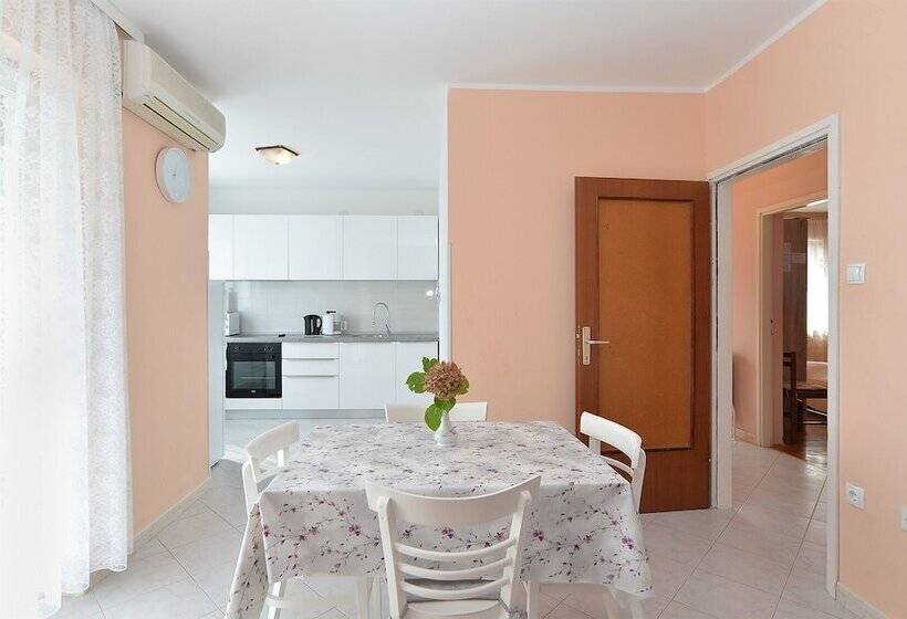 Apartments Medulinska Rabac 757