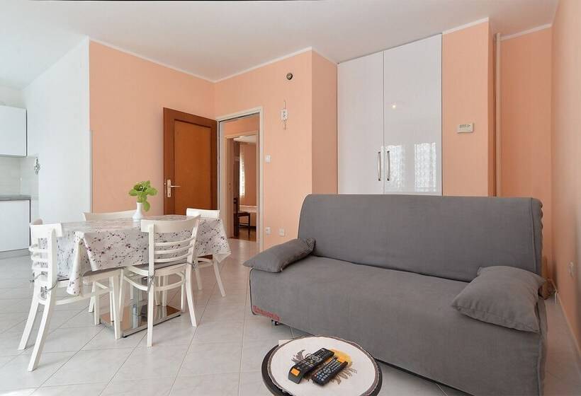 Apartments Medulinska Rabac 757