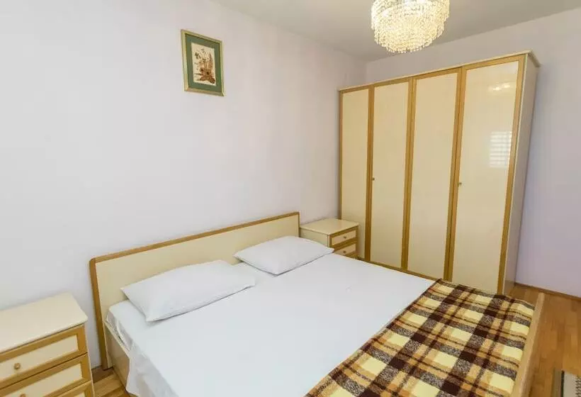 Apartment Smiljan