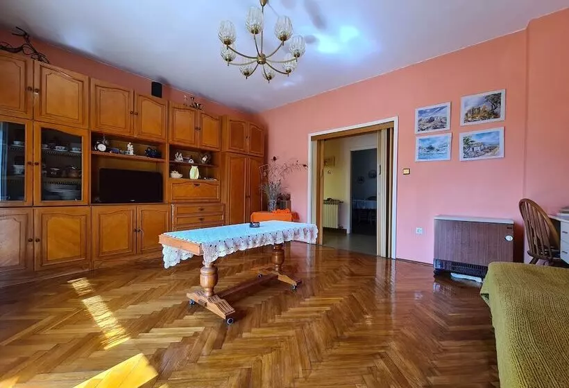 Apartments Fazanska 930