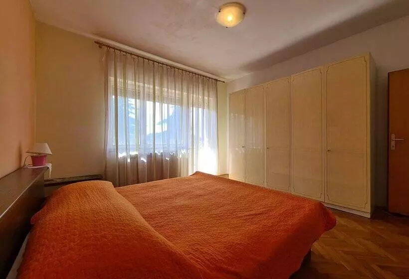 Apartments Fazanska 930