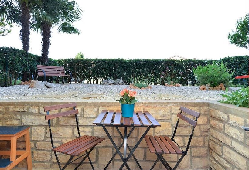 Modern Apartment In Poreč