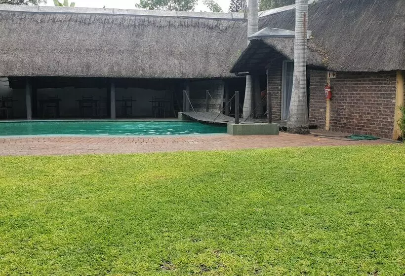 پانسیون Selati Guest House