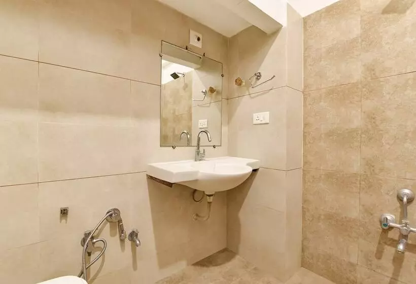 Fabhotel Shivam