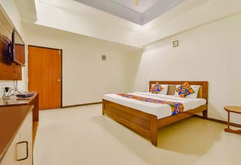 Fabhotel Shivam
