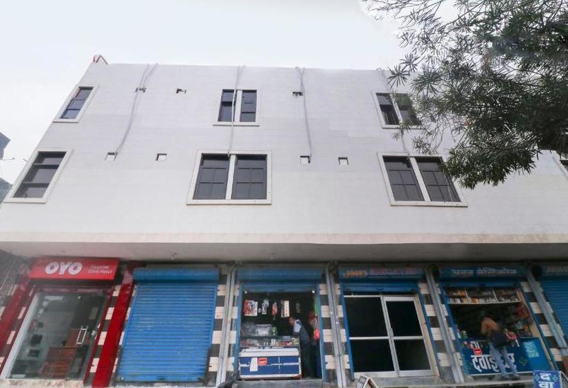 فندق Oyo Flagship 49326 Defence Colony Bhopura