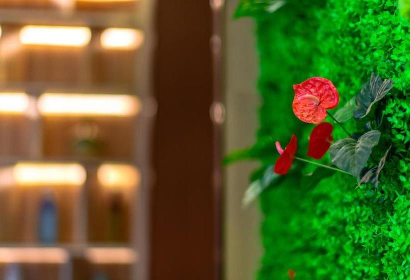 هتل Ramada Encore By Wyndham Guangzhou Panyu