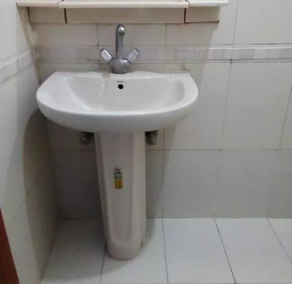 پانسیون New City Lodges Guesthouse