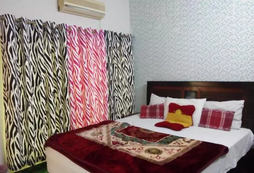 پانسیون New City Lodges Guesthouse
