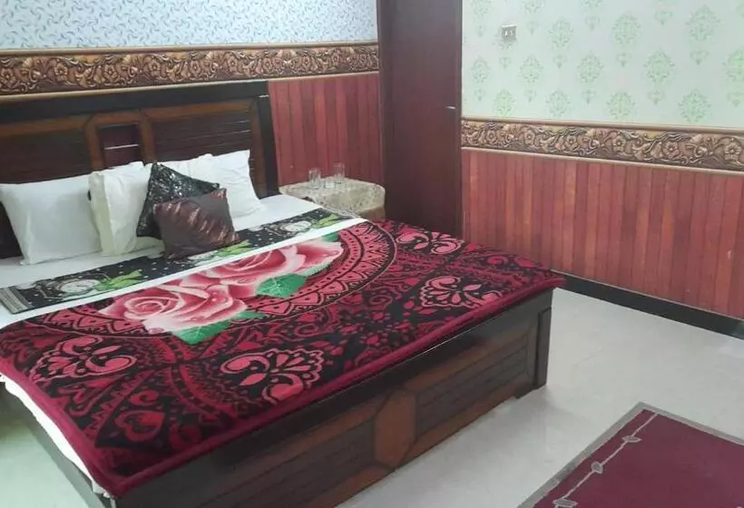 پانسیون New City Lodges Guesthouse