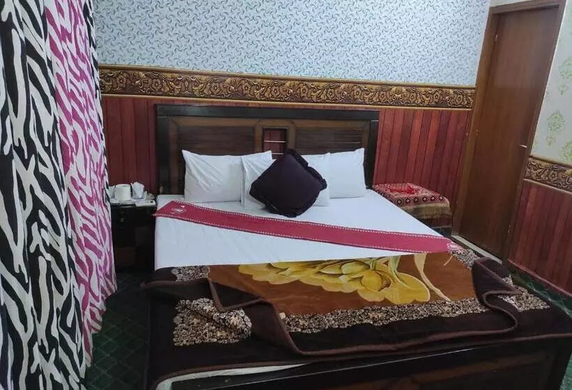 پانسیون New City Lodges Guesthouse