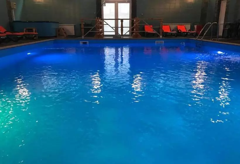 هتل Cabana Sura Getilor Arinis