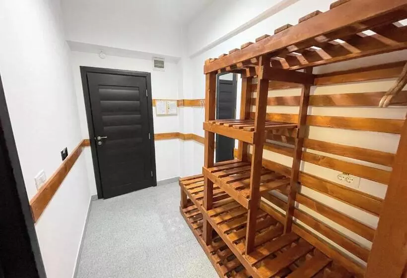 هتل Cabana Sura Getilor Arinis