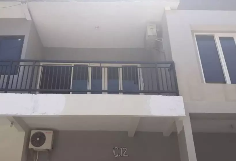 Hotelli Oyo 2342 Asti Residence 1