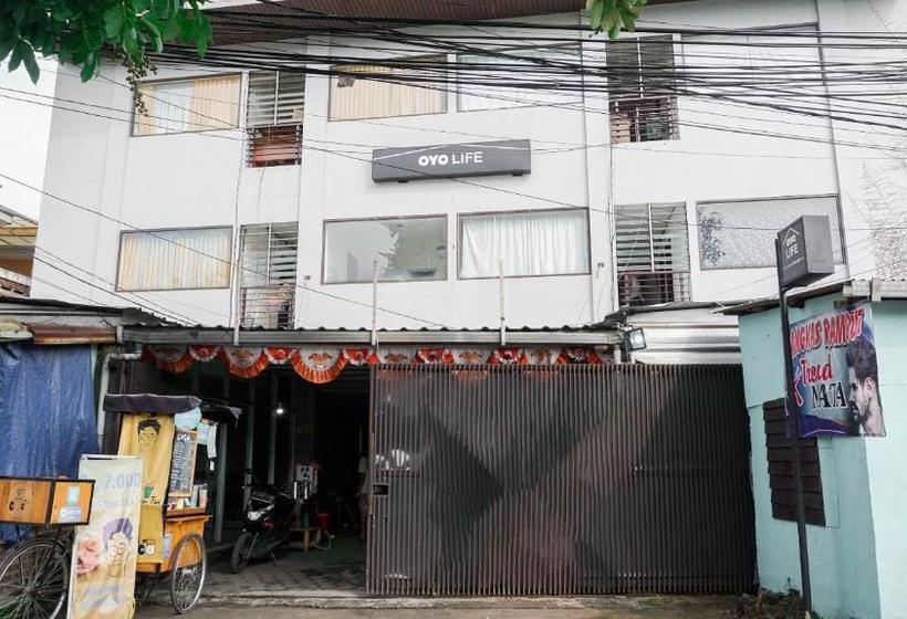 Hotel Oyo Life 2050 D Cinnamons Residence