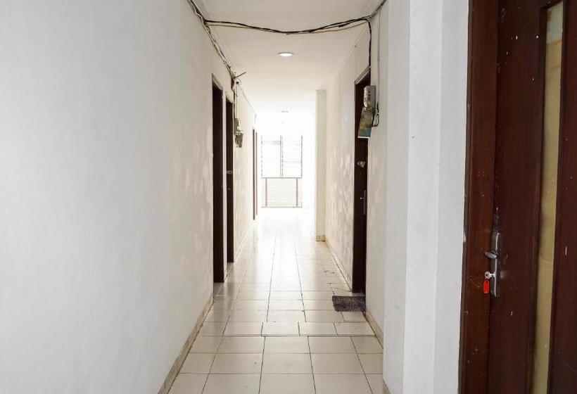 Hotel Oyo Life 2050 D Cinnamons Residence