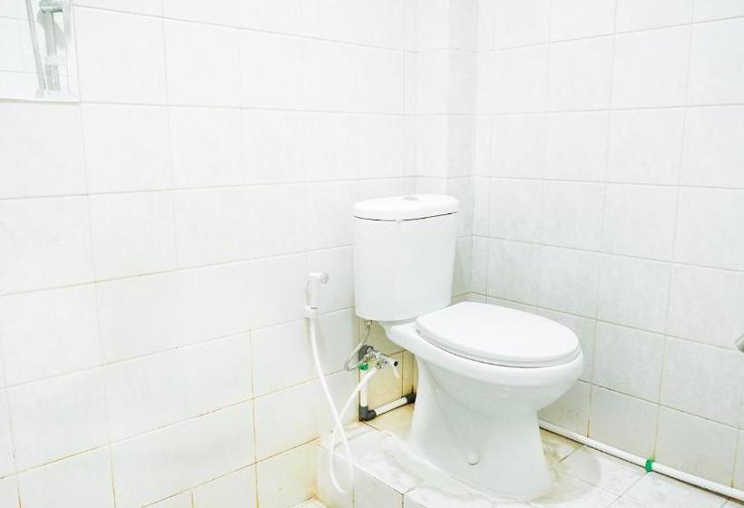 Hotel Oyo Life 2050 D Cinnamons Residence