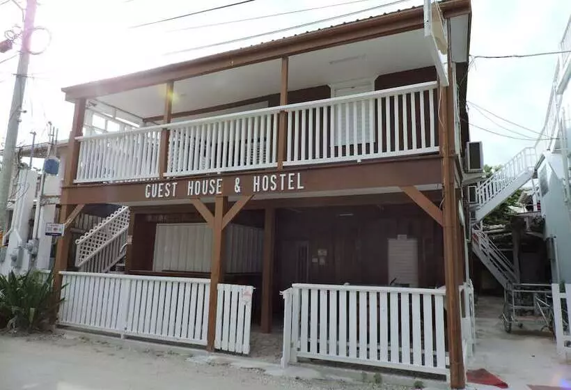 ホテル Wild Panther S Guest House & Hostel