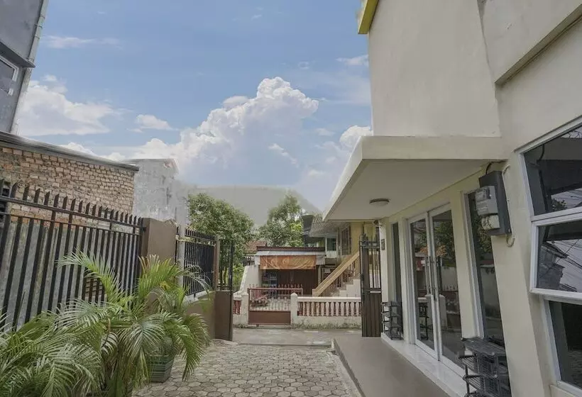 Hotelli Spot On 2246 Kost 97 Syariah