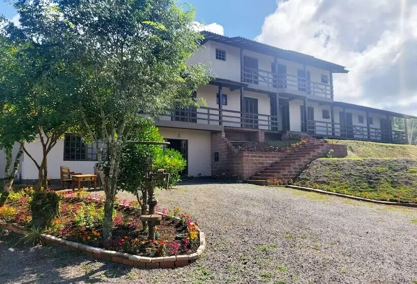 Majatalo Estalagem Da Serra