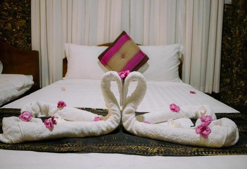 پانسیون Kep Villa Hill Guest House 1