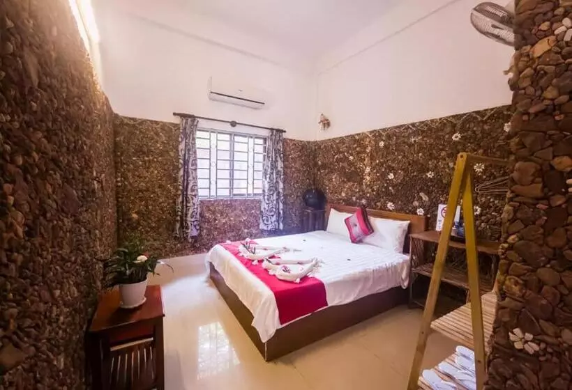 پانسیون Kep Villa Hill Guest House 1