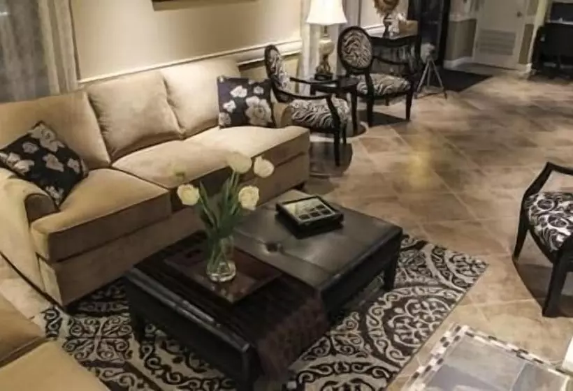 호텔 Grand View Inn & Suites