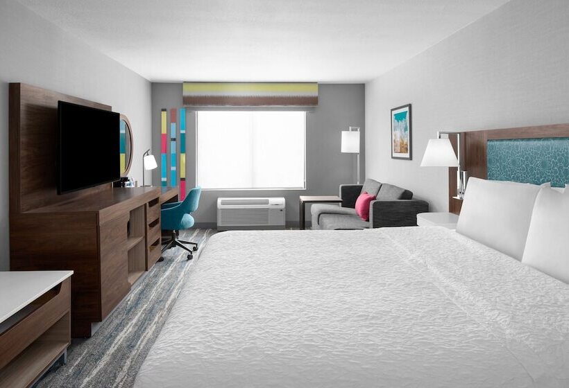 فندق Hampton Inn Phoenix Biltmore