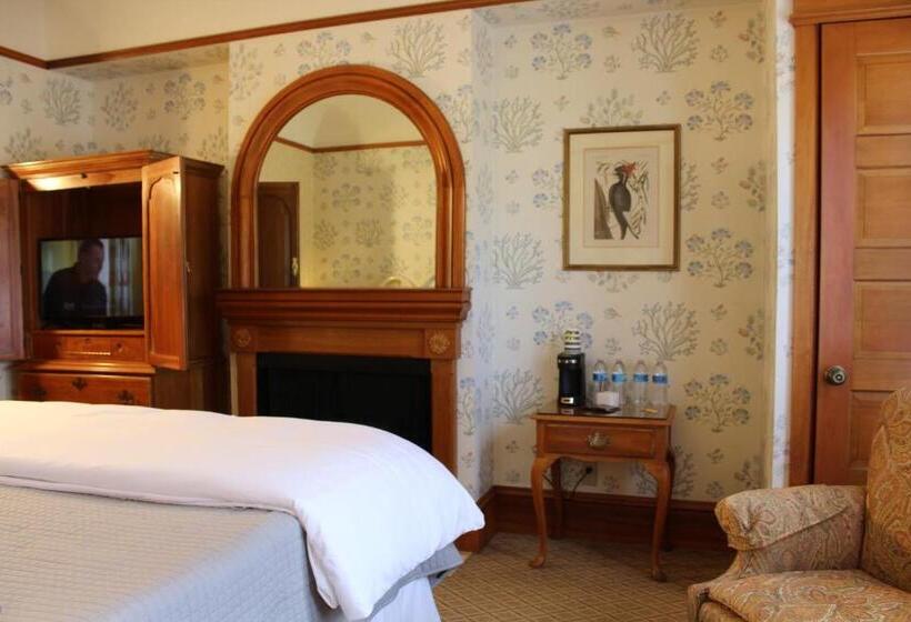 هتل Pacific Grove Inn