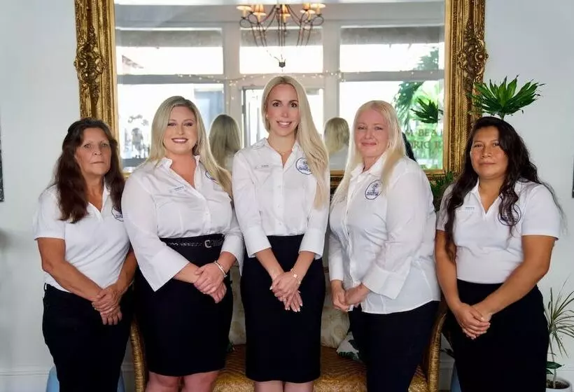 هتل Palm Beach Historic Inn