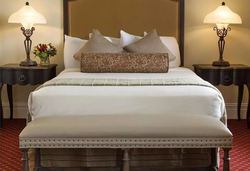 هتل Paso Robles Inn