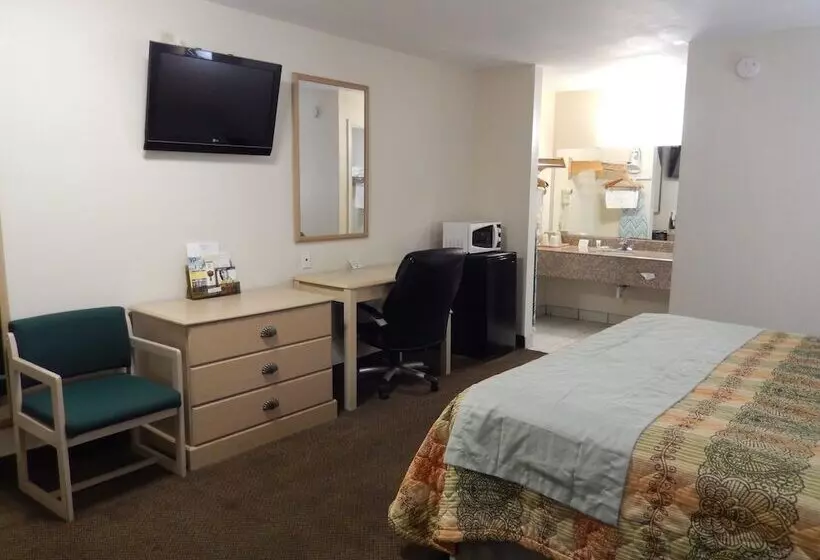 ホテル Pearsall Executive Inn