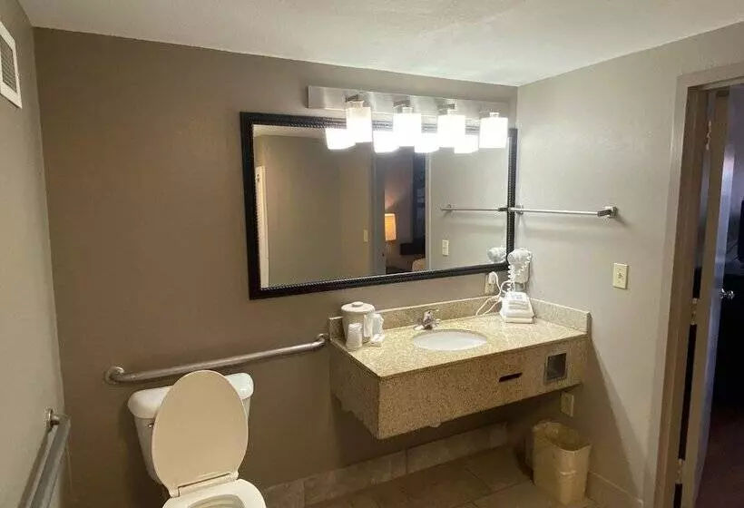 Отель Red Roof Inn Savannah North I95 Port Wentworth